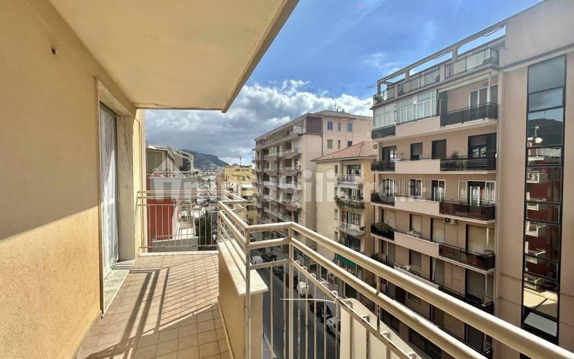 Bilocale via Giorgio Sordo, Centro, Pietra Ligure — foto 5 di 31