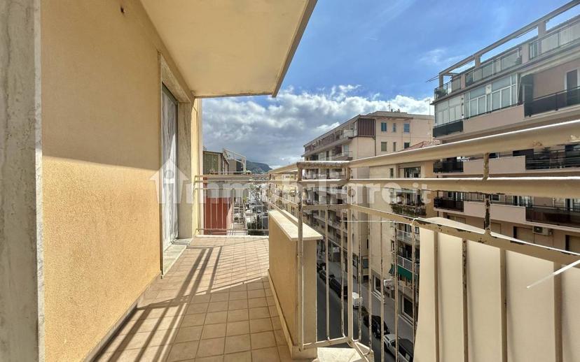 Bilocale via Giorgio Sordo, Centro, Pietra Ligure — foto 25 di 31