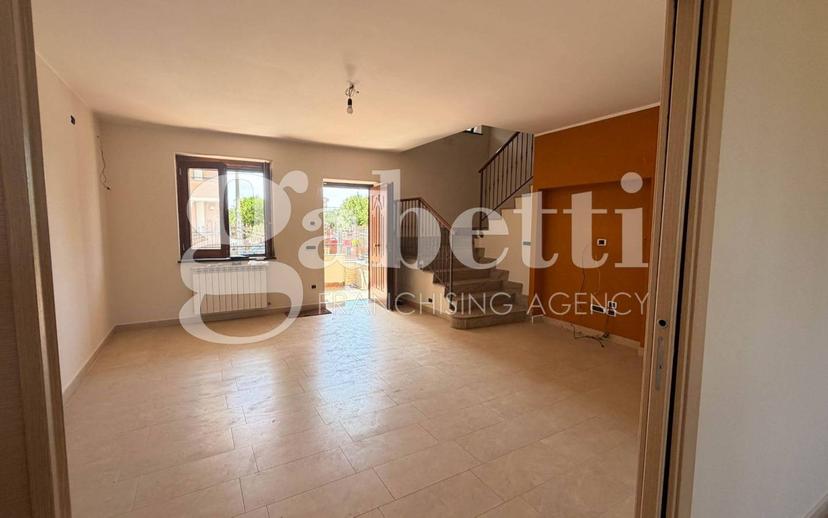 Villa a schiera via Lavinaio 15, Trentola-Ducenta — foto 5 di 31