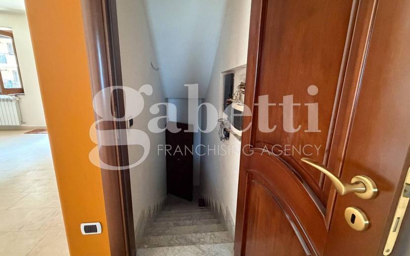 Villa a schiera via Lavinaio 15, Trentola-Ducenta