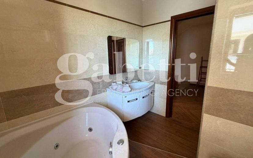 Villa a schiera via Lavinaio 15, Trentola-Ducenta — foto 4 di 31