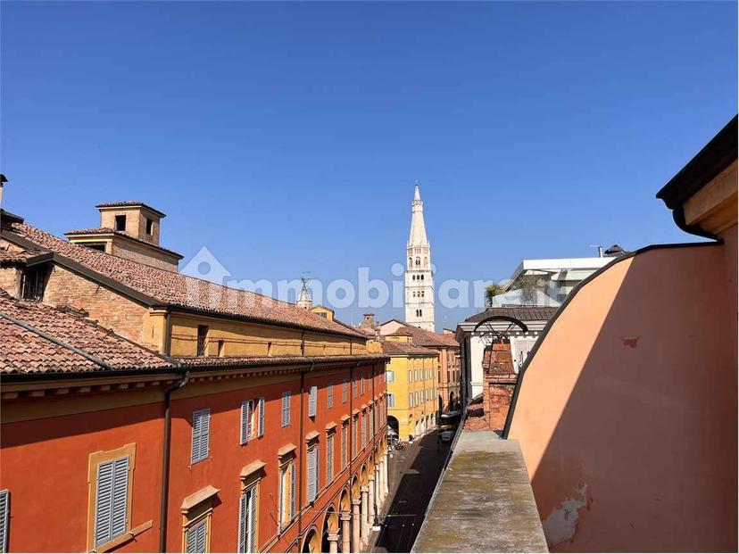 Attico via Donzi, 5, Centro Storico, Modena — foto 5 di 21