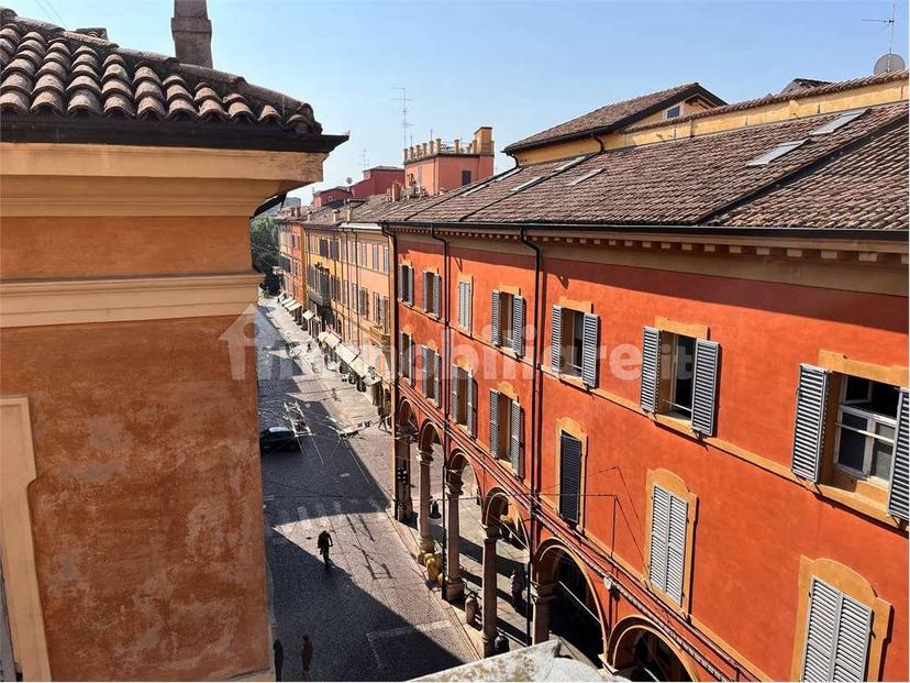 Attico via Donzi, 5, Centro Storico, Modena — foto 18 di 21