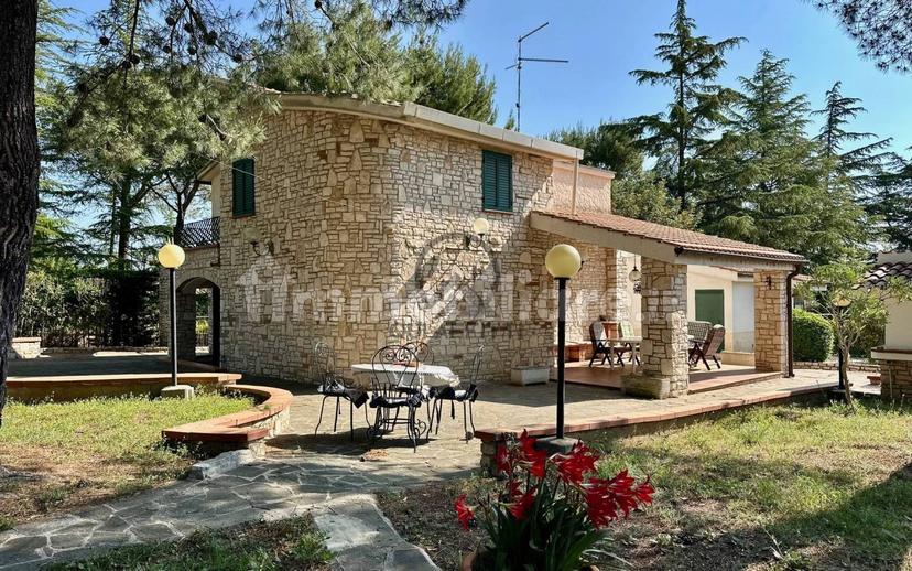 Villa unifamiliare viale Posta Milella, Montegrosso - Boschetto, Andria — foto 19 di 21