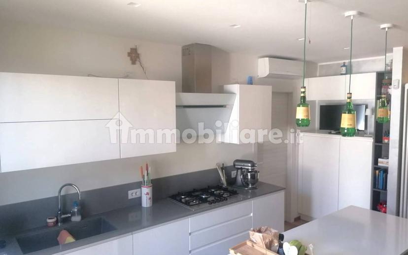 Quadrilocale buono stato, su più livelli, Centro, Arcade — foto 3 di 20
