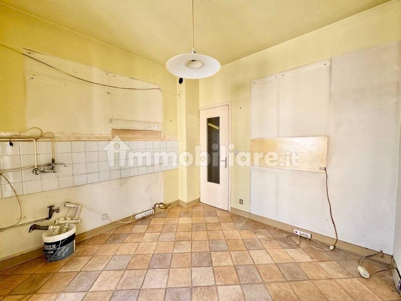 Quadrilocale via Luigi Cadorna 5, Chiavazza, Biella — foto 7 di 28