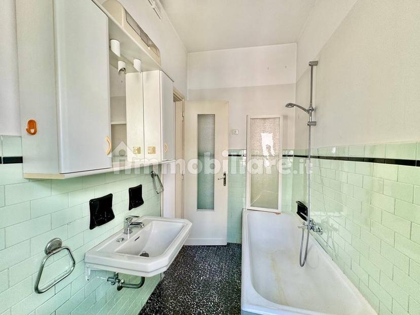 Quadrilocale via Luigi Cadorna 5, Chiavazza, Biella — foto 23 di 28