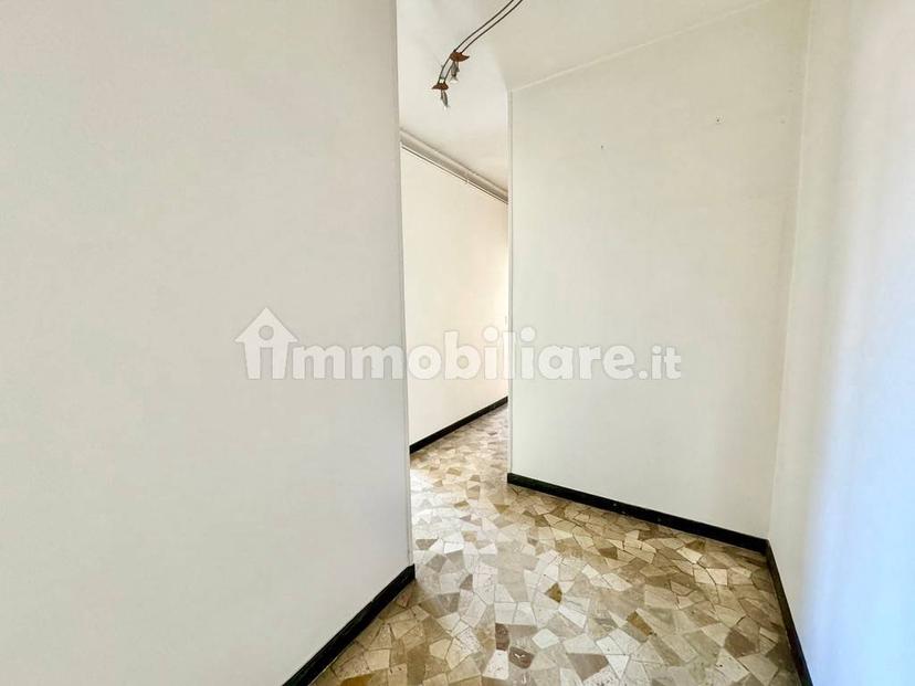 Quadrilocale via Luigi Cadorna 5, Chiavazza, Biella