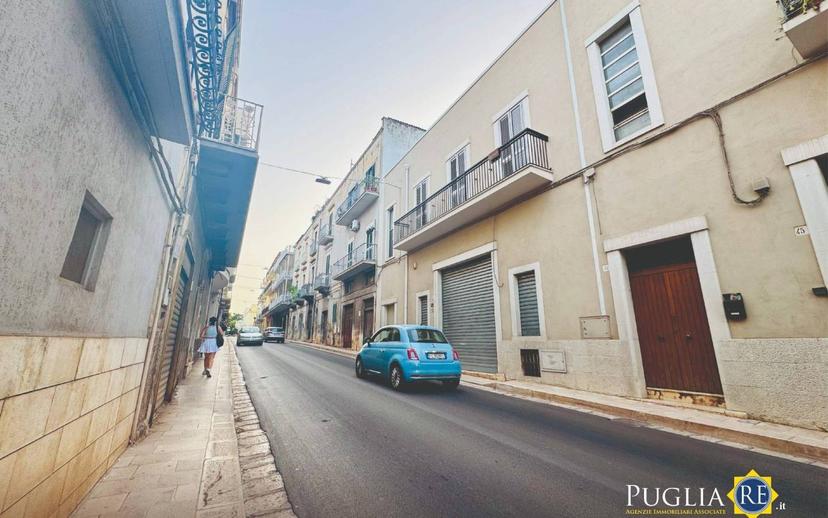 Trilocale via Monopoli, Castellana Grotte — foto 19 di 24