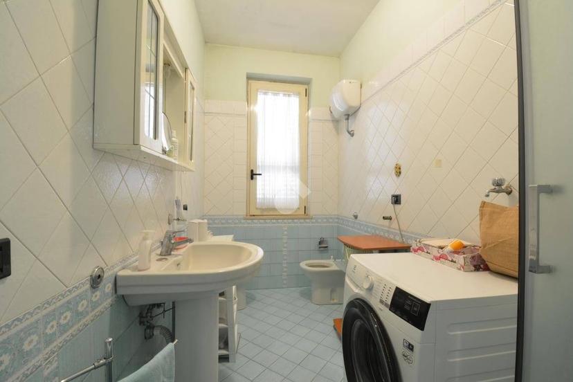 Villa unifamiliare via Agostino Stellato 160, San Prisco — foto 24 di 38
