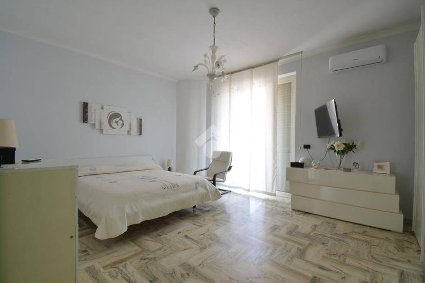 Villa unifamiliare via Agostino Stellato 160, San Prisco — foto 9 di 38