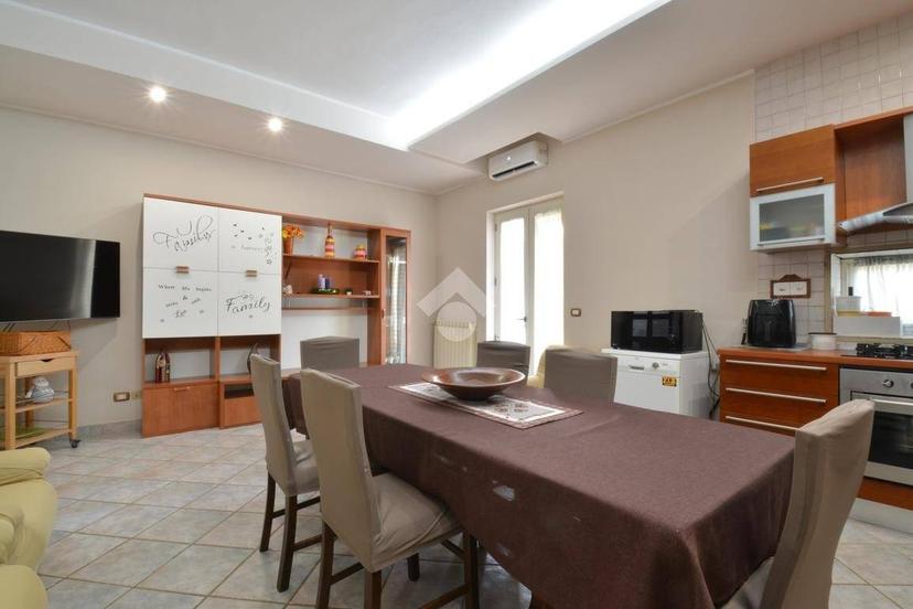 Villa unifamiliare via Agostino Stellato 160, San Prisco — foto 32 di 38