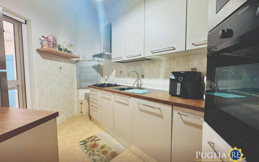 Trilocale via Monopoli, Castellana Grotte — foto 21 di 24