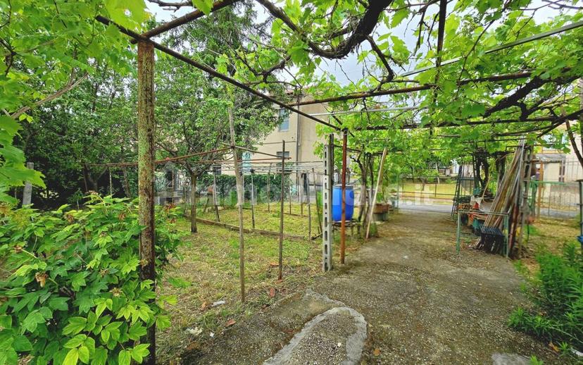 Bilocale via Monti Martani, Tuillo, Terni — foto 15 di 18