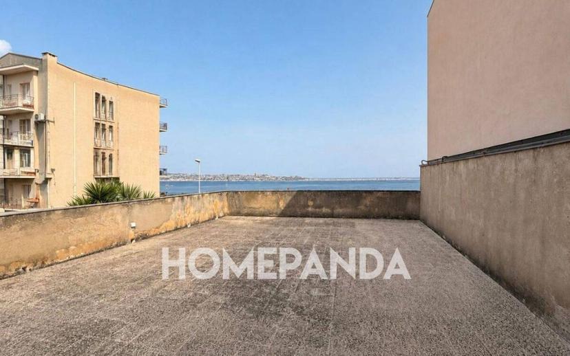 Terratetto unifamiliare via Case Alte 45, Centro, Villa San Giovanni — foto 9 di 56