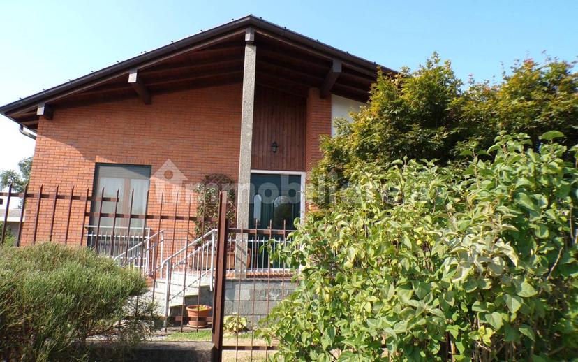 Villa unifamiliare via Vergiate, Mercallo — foto 20 di 38
