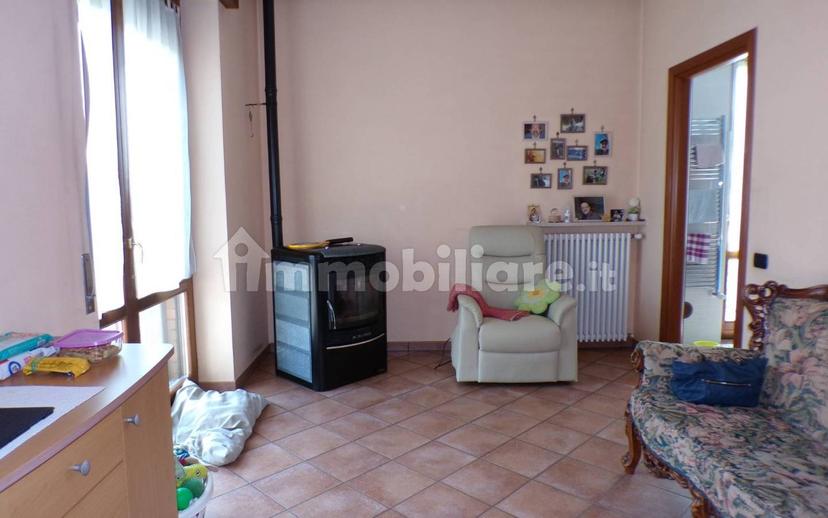 Villa unifamiliare via Vergiate, Mercallo — foto 11 di 38