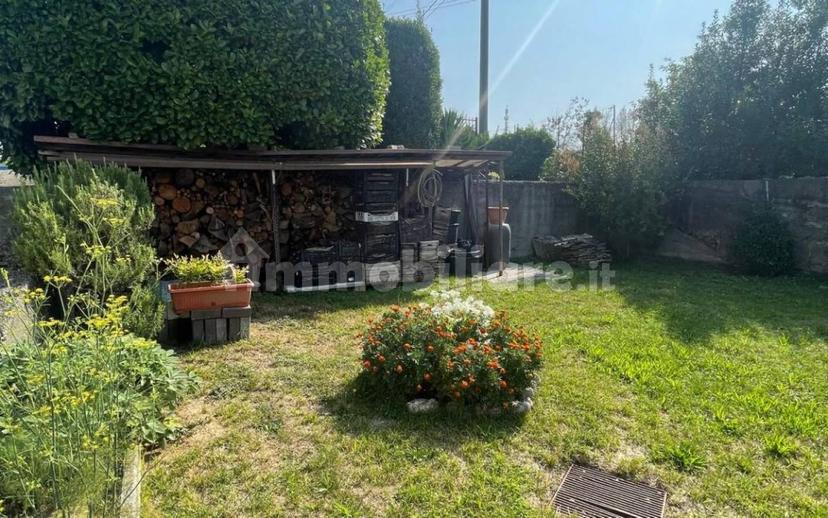 Villa unifamiliare via Vergiate, Mercallo — foto 18 di 38