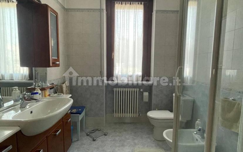 Villa unifamiliare via Vergiate, Mercallo — foto 8 di 38