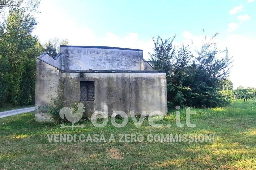 Terratetto unifamiliare Strada Statale 468 Motta 18, Rovereto, Novi di Modena — foto 13 di 14