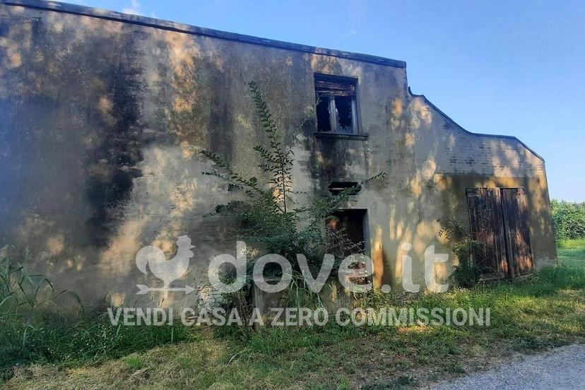 Terratetto unifamiliare Strada Statale 468 Motta 18, Rovereto, Novi di Modena — foto 6 di 14