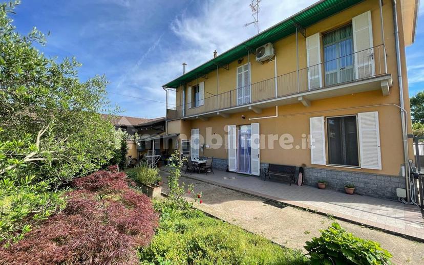 Villa unifamiliare via Prarolo 50, Cappuccini, Vercelli — foto 5 di 40