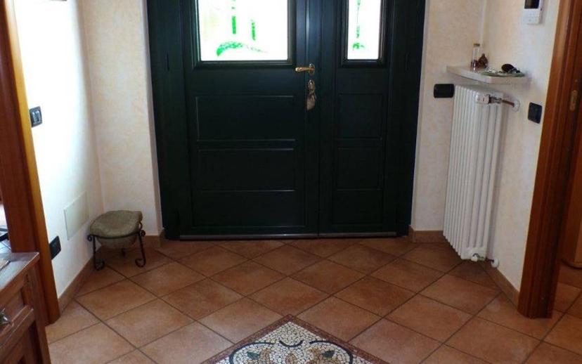 Villa unifamiliare via Vergiate, Mercallo — foto 15 di 38