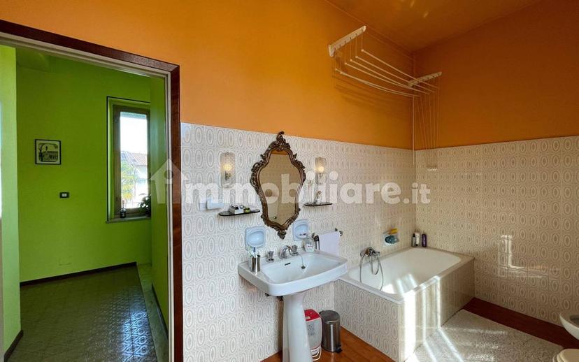 Villa unifamiliare via Prarolo 50, Cappuccini, Vercelli — foto 22 di 40