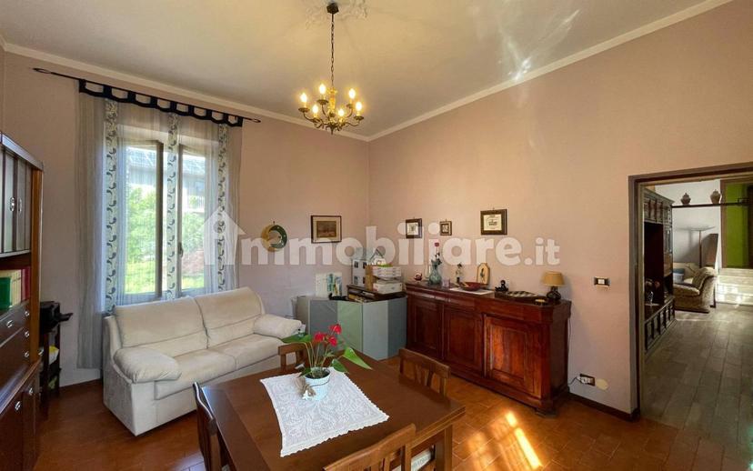 Villa unifamiliare via Prarolo 50, Cappuccini, Vercelli — foto 3 di 40