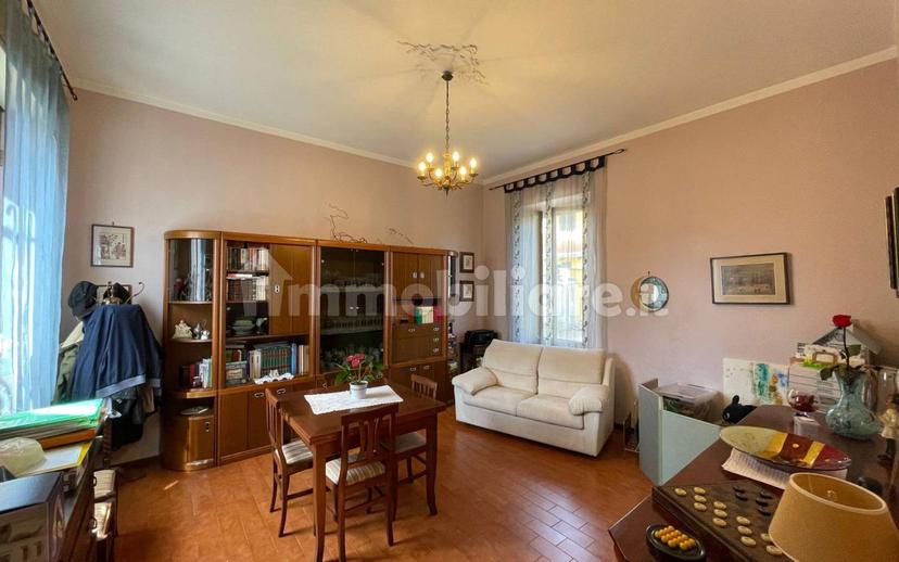 Villa unifamiliare via Prarolo 50, Cappuccini, Vercelli — foto 7 di 40