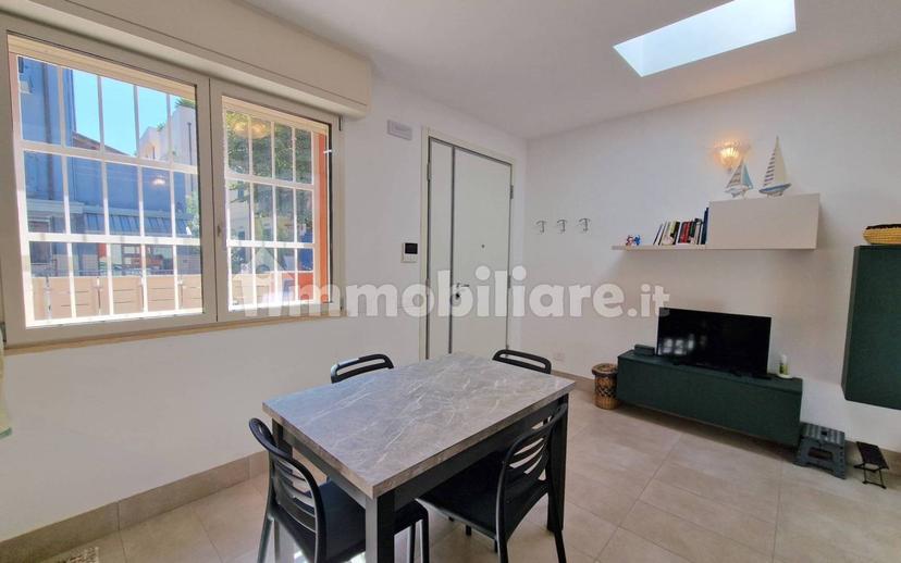 Trilocale viale Riccardo Zandonai 14, Alba Mare, Riccione — foto 24 di 45