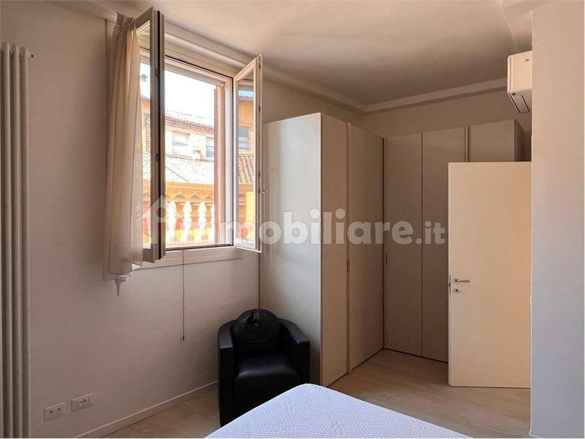 Attico via Donzi, 5, Centro Storico, Modena — foto 3 di 21