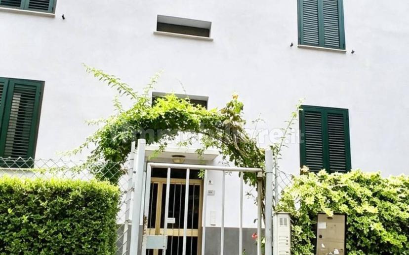 Trilocale ottimo stato, piano rialzato, Mirabello, Reggio Emilia — foto 20 di 20