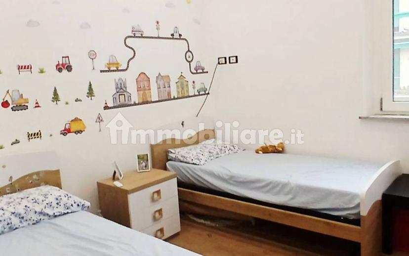 Trilocale ottimo stato, piano rialzato, Mirabello, Reggio Emilia — foto 10 di 20