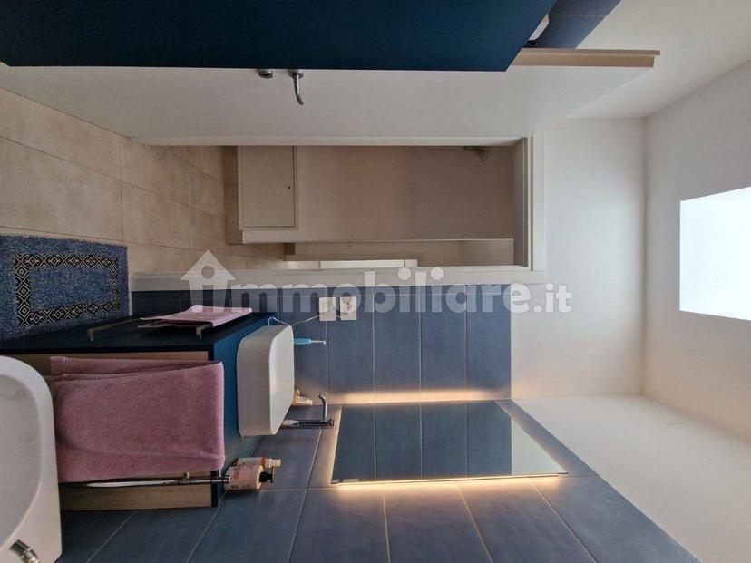 Trilocale viale Riccardo Zandonai 14, Alba Mare, Riccione
