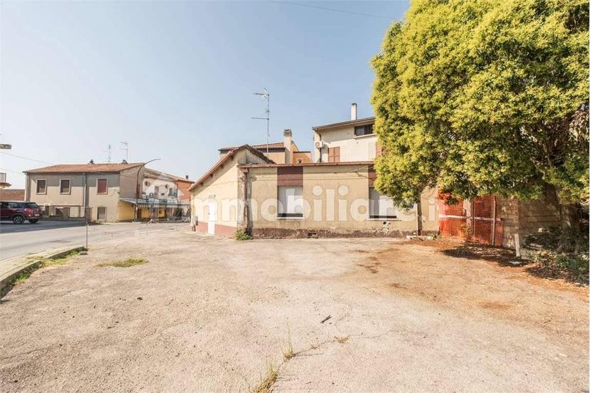 Appartamento da ristrutturare, Centro, Collecorvino — foto 30 di 48