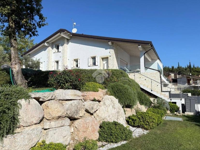 Villa bifamiliare Località Rovero, Costermano sul Garda — foto 10 di 38