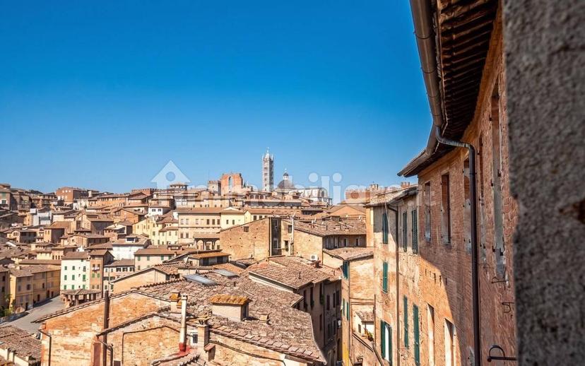 Appartamento via del Porrione, Piazza del Campo - Duprè, Siena