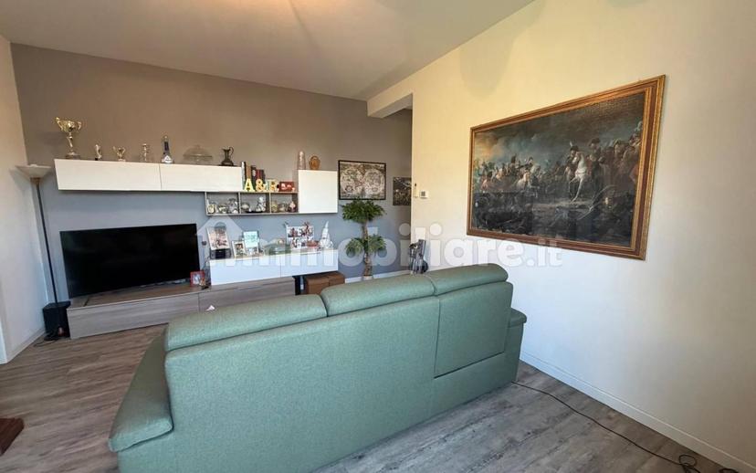 Trilocale via Capodistria, Sant'Ambrogio, Cremona — foto 3 di 22
