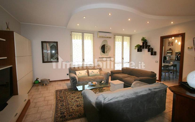 Trilocale via Guardazocca 10, Treviglio — foto 4 di 33