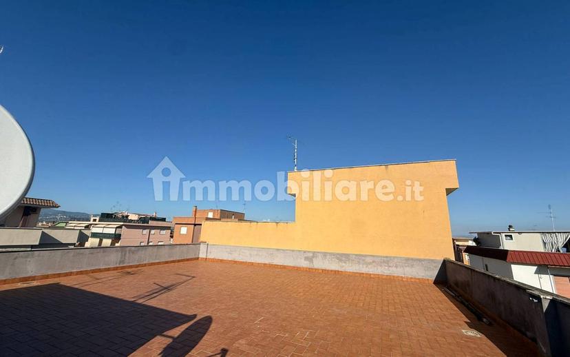 Trilocale via Lazio, Semicentro, Aprilia — foto 17 di 31