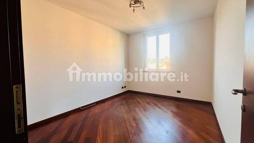 Trilocale piazza Libertà 1, Centro, Missaglia — foto 14 di 46