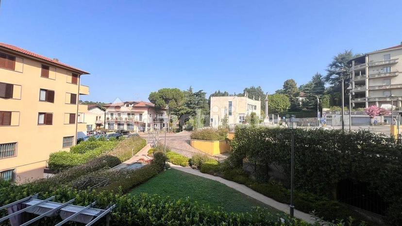 Trilocale piazza Libertà 1, Centro, Missaglia — foto 27 di 46
