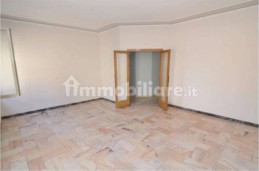 Appartamento buono stato, primo piano, Centro, Monsummano Terme — foto 9 di 22