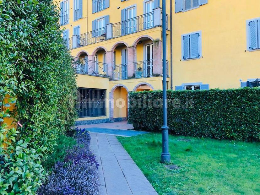 Trilocale piazza Libertà 1, Centro, Missaglia — foto 42 di 46