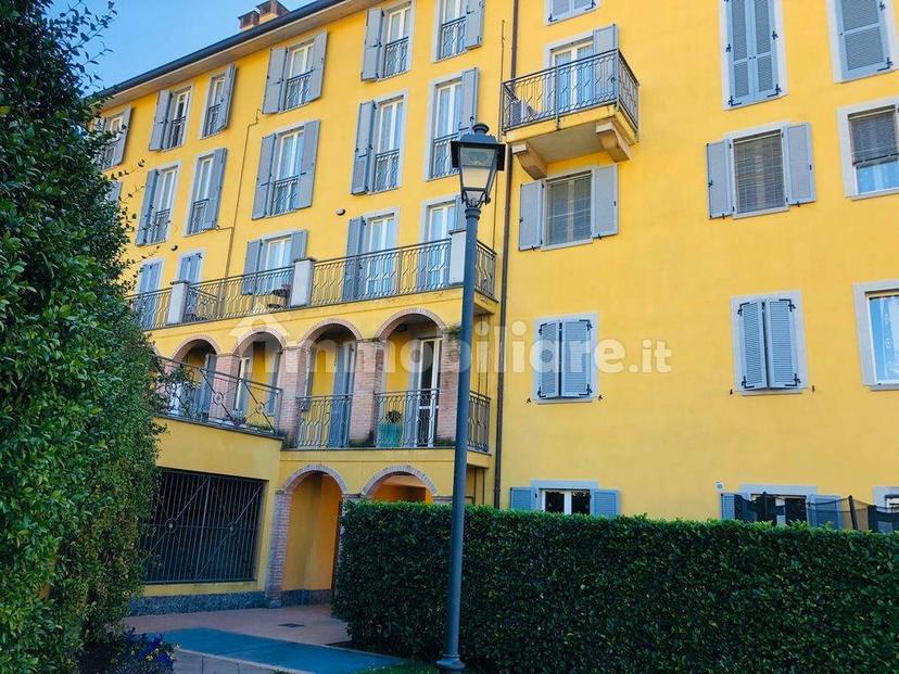 Trilocale piazza Libertà 1, Centro, Missaglia — foto 15 di 46