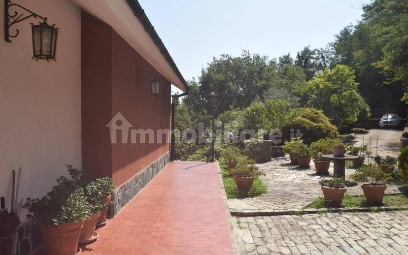 Villa bifamiliare via Giutte, Mele — foto 9 di 43