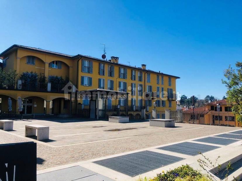 Trilocale piazza Libertà 1, Centro, Missaglia — foto 44 di 46
