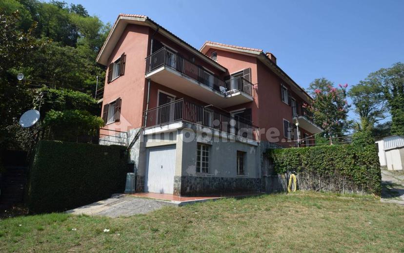 Villa bifamiliare via Giutte, Mele — foto 4 di 43