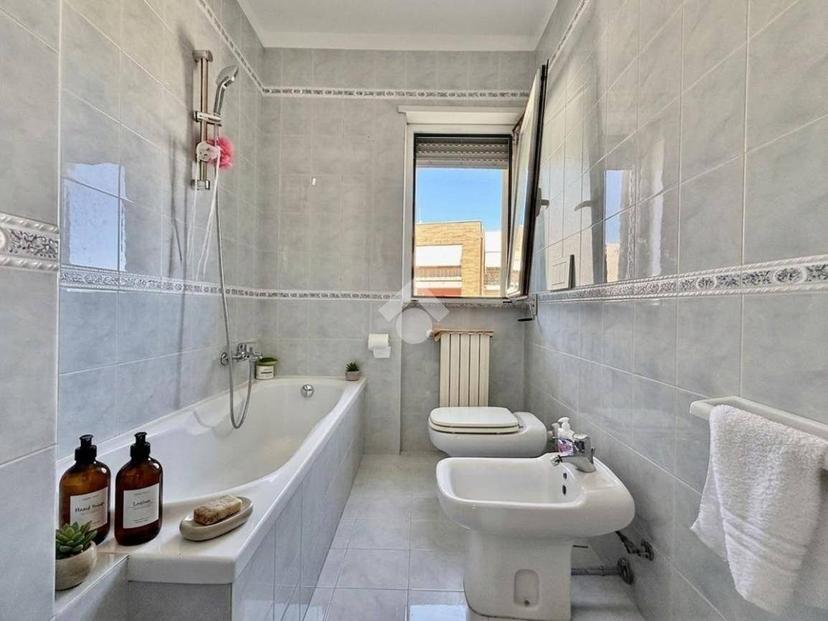 Quadrilocale via Jones Melvin, Centro, Monopoli — foto 10 di 21